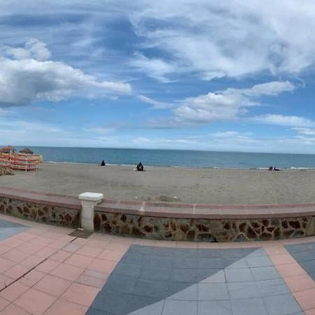 Apartamento Paseo De La Carihuela Торемолинос Екстериор снимка